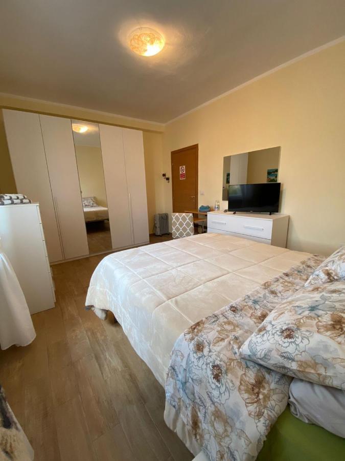 De Candia House Apartment Rescaldina Exterior foto