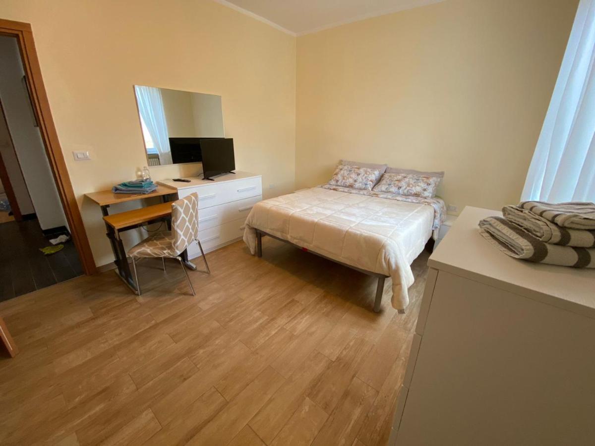 De Candia House Apartment Rescaldina Exterior foto